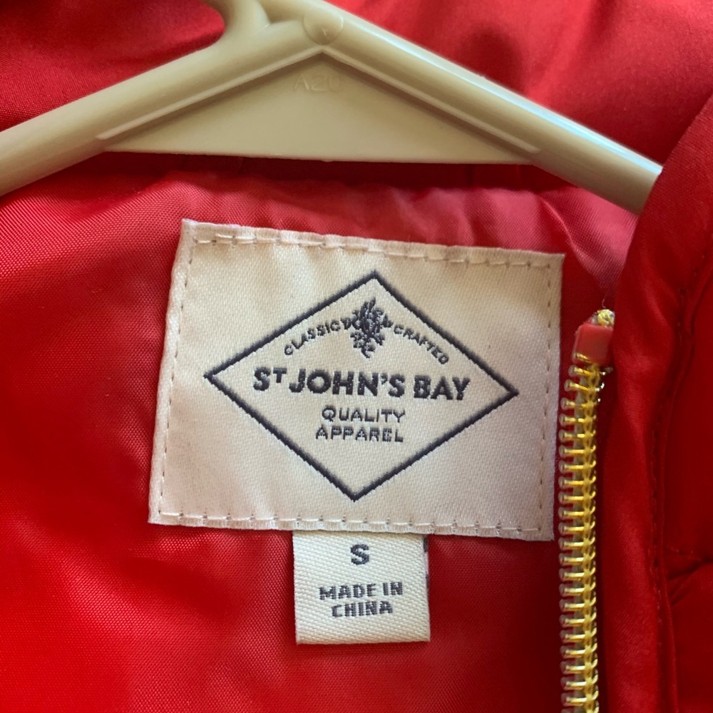 Red Puffer Jacket - Picture 4 of 5